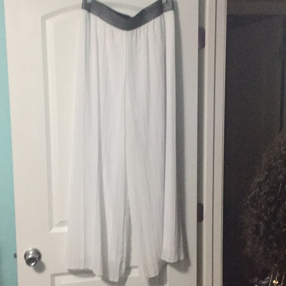 Flowey pleated palazzo pants